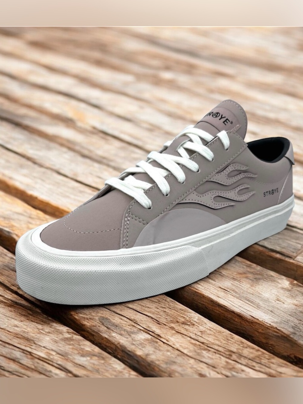 Straye Logan Heat Sneakers
